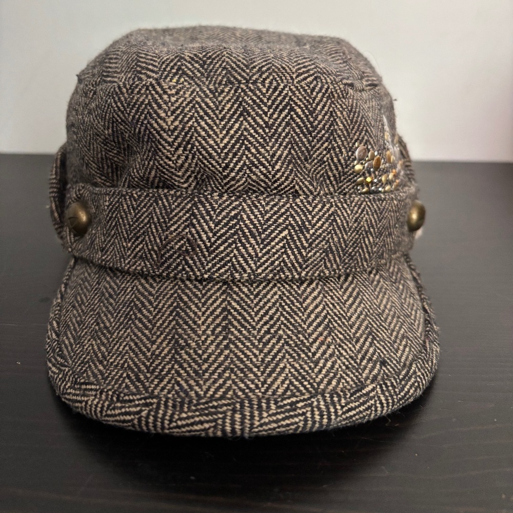 Vintage Adidas tweed hat